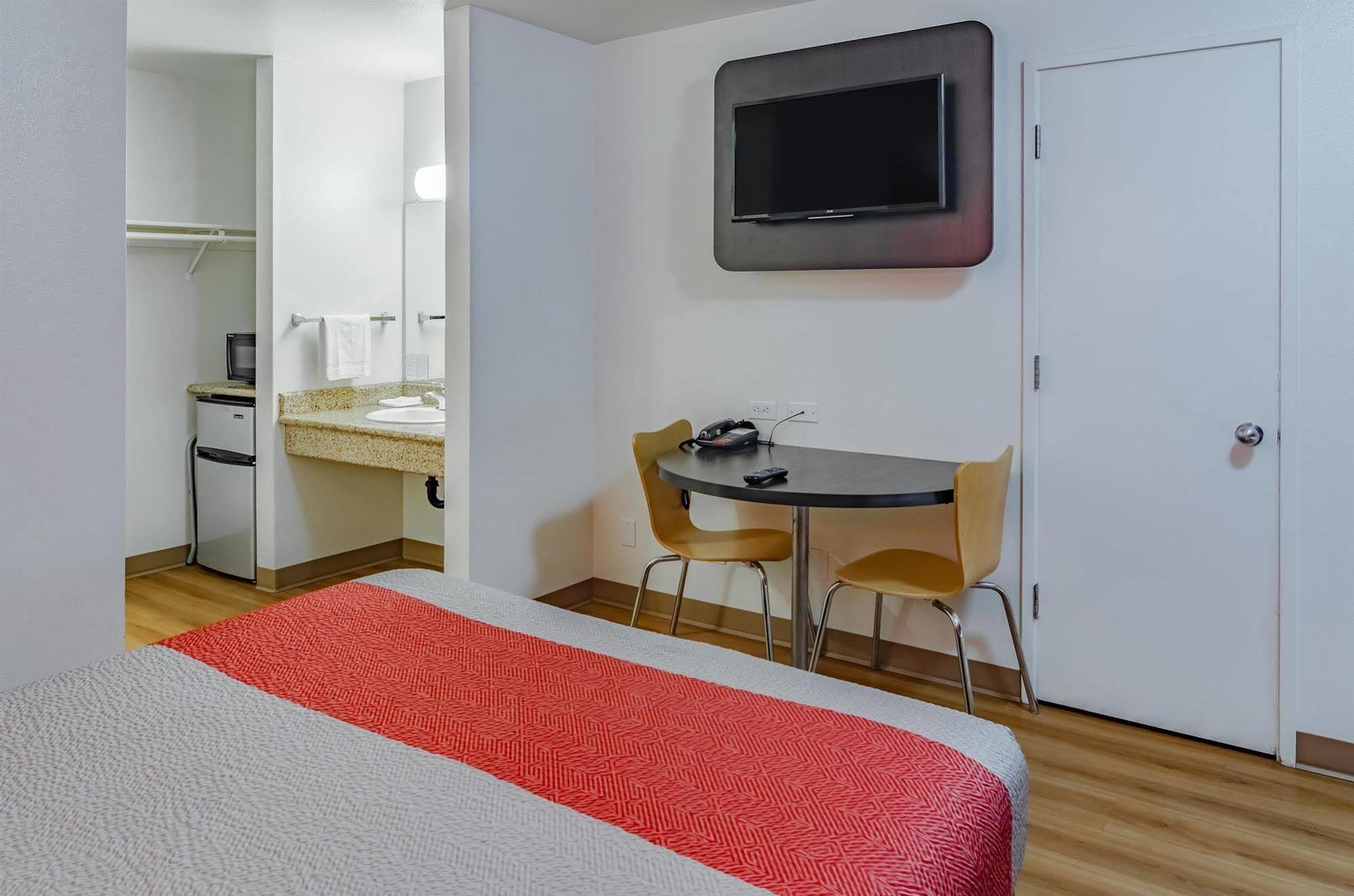 Motel 6-Portland, Or - Gresham Εξωτερικό φωτογραφία